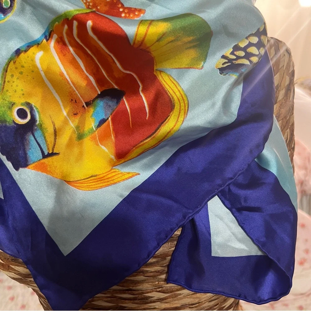 100% Silk Colorful Fish Print Vintage Scarf - Picture 3 of 9